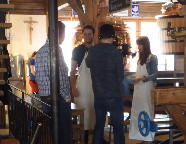 P3310127a.jpg (192.22 KiB) 15697 mal betrachtet Fernsehteam