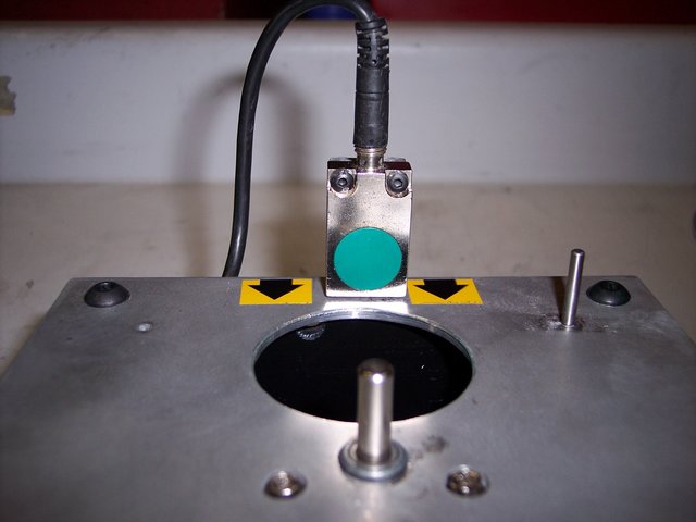Hop_Dispenser_1 (3).jpg