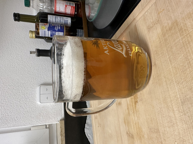 IMG_6523.jpeg (2.49 MiB) 2848 mal betrachtet Flasche 2