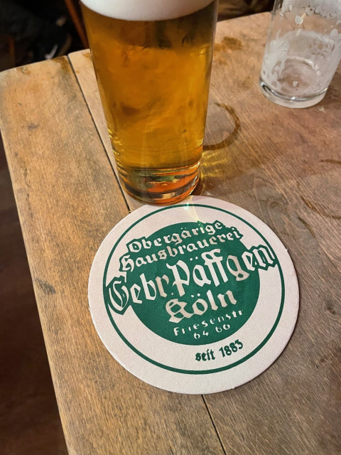 Bild4_paeffken_koelsch.jpg