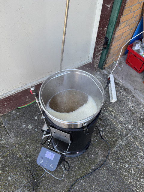 26-02-15 12-10-34 2158.jpg