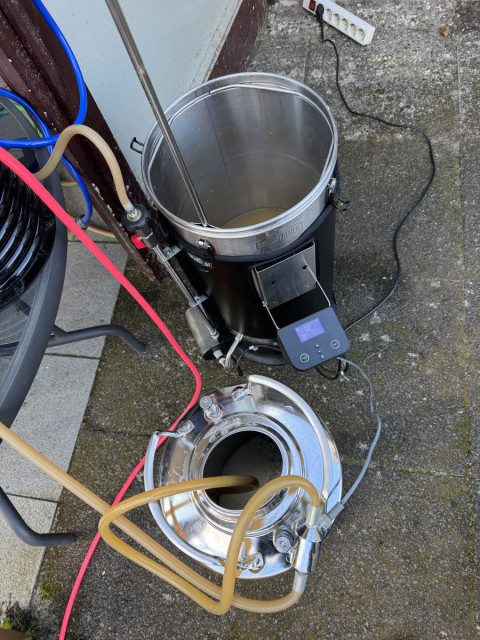 26-02-15 13-36-35 2159.jpg