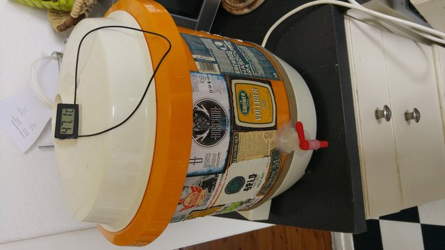 Mein &quot;cooler&quot; Einkochautomat... 24L DDR Style etwas &quot;aufgehübscht&quot; von mir :)