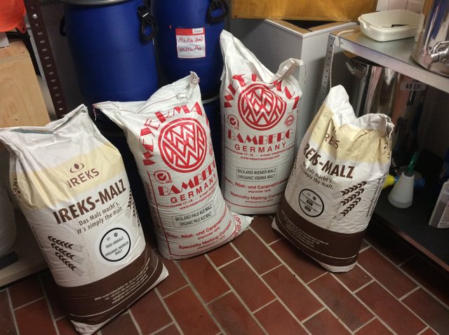 image.jpeg (1.43 MiB) 16260 mal betrachtet "Meine Welt"