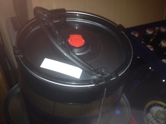 Kommunbrauen_20151116_175459_Abfüllen.JPG (331.04 KiB) 16033 mal betrachtet Tragegriff