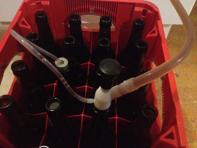 Kommunbrauen_20151116_193644_Abfüllen.JPG (389.59 KiB) 16303 mal betrachtet Abfüllpistole