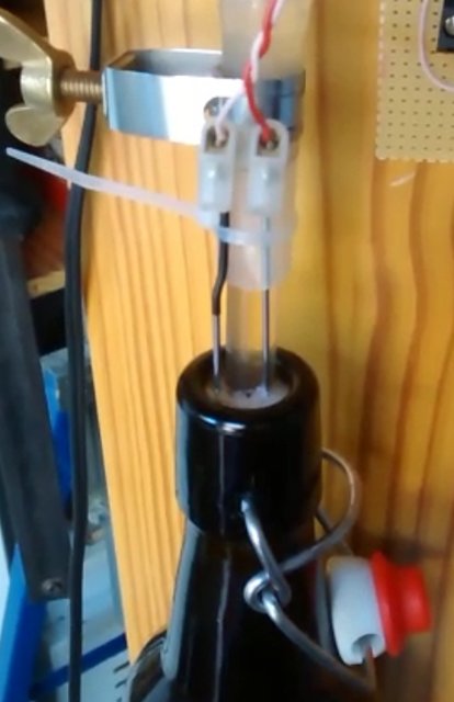 Endabschaltung, fertig.jpg (156.85 KiB) 9878 mal betrachtet die Endabschaltung gewährleistet gleiche Füllhöhen, kein Überlaufen mehr