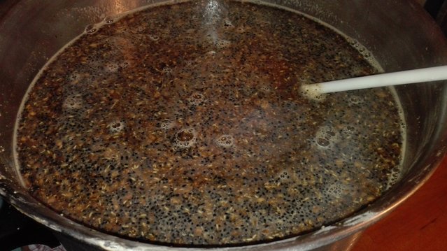 Braune Farbe nach 20min Rast
