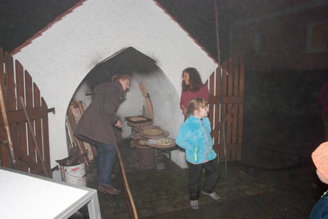 11 pizzabacken.jpg