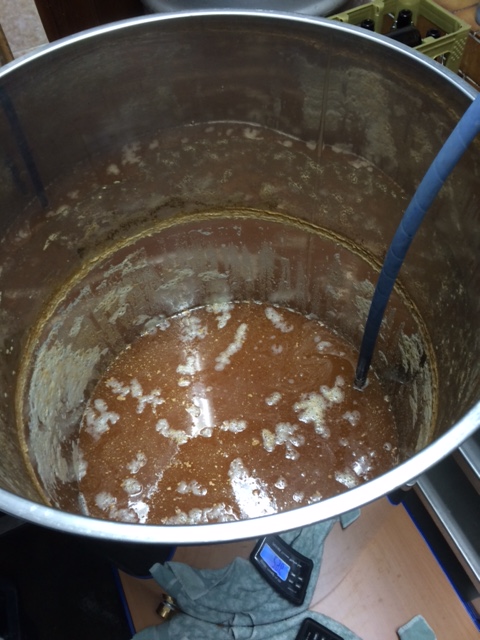 Holger war bei meiner Ankunft schon kräftig am umpumpem!