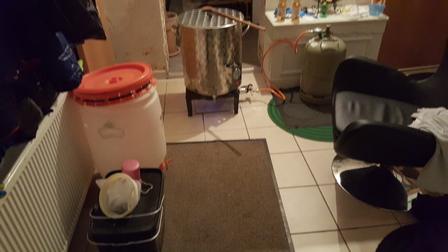 Umzug ins Haus, Power des Kochers hat nur bis 81°C gereicht.