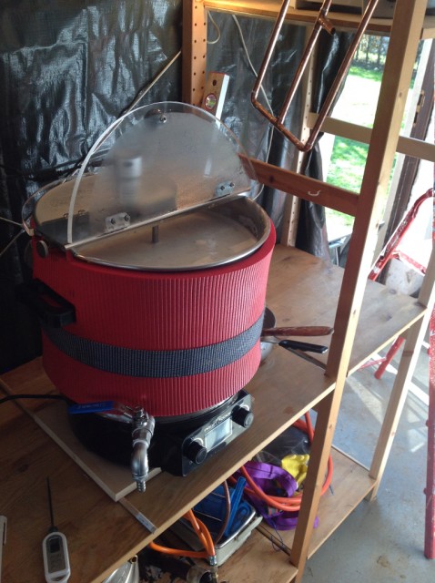 5-Einmaischen.JPG (853.65 KiB) 8990 mal betrachtet Einmaischen mit Rührwerk.