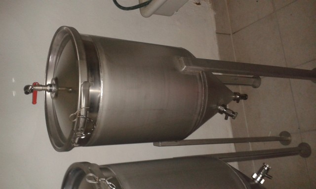 Bisschen dunkel, war schon spät im Keller.