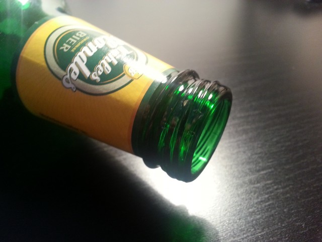 Die Flasche mit dem Drehverschluss