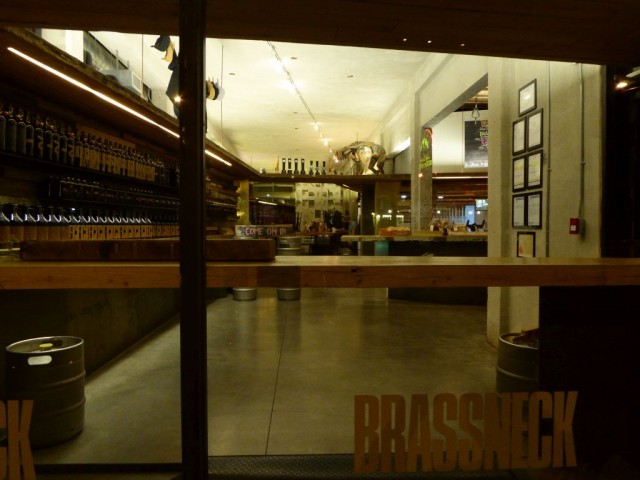 Brassneck2.jpg