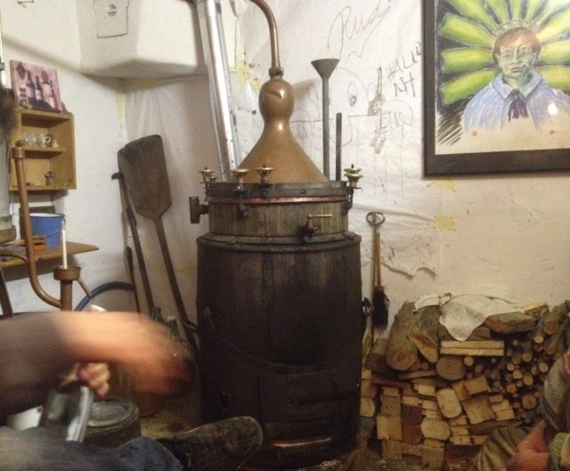 1.JPG (265.41 KiB) 4277 mal betrachtet Schnapsbrennen - der Beginn allen Übels :D