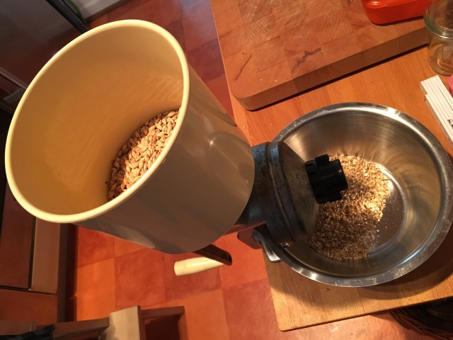 Schroten von ca, 2kg ging recht schnell...