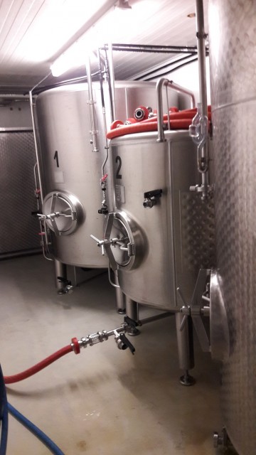 19. Unser Gärtank.jpg (269.94 KiB) 2825 mal betrachtet Das ist unsere Gärtank