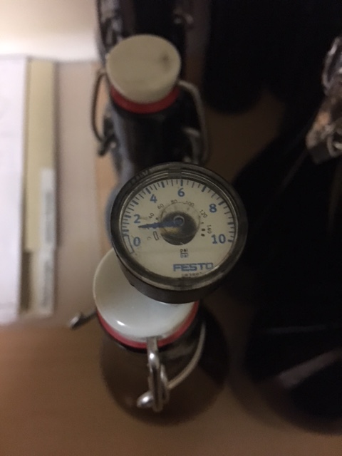 winziges Festomanometer