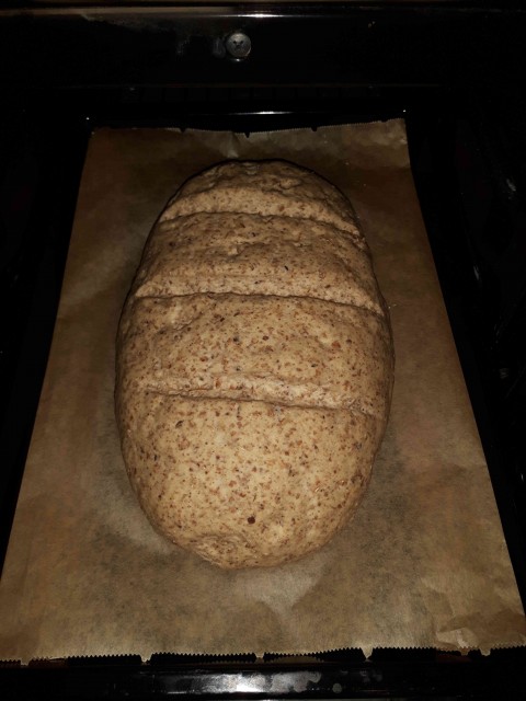und ganz nebenbei kommt noch ein schönes Brot raus