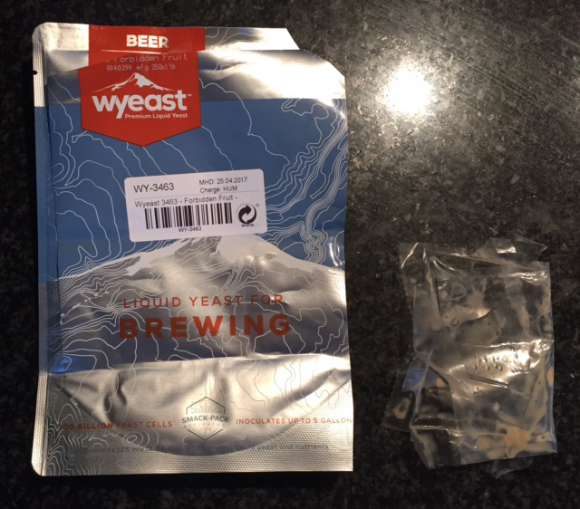 Wer noch nie einen Smackpack von innen gesehen hat ... Wo ist jetzt was drin? Hefe im inneren Tütchen oder ist da die Nährlösung drin?