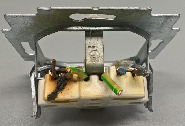 K1024_Stecker_1.JPG