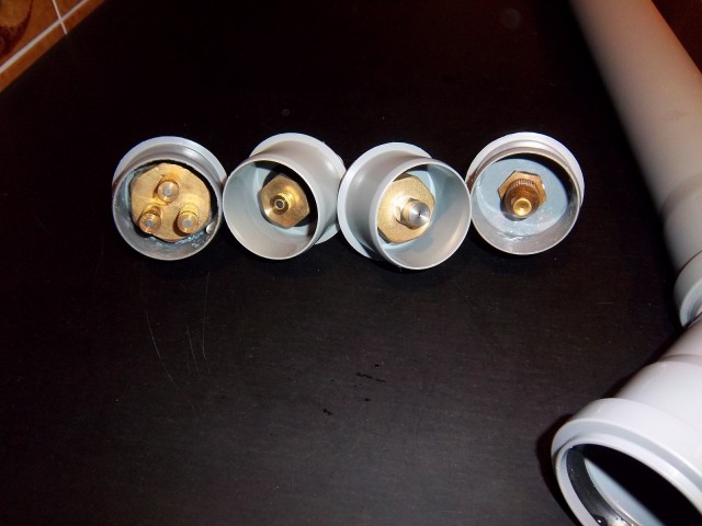 Testdüsen.JPG (1.08 MiB) 34841 mal betrachtet Testdüsen