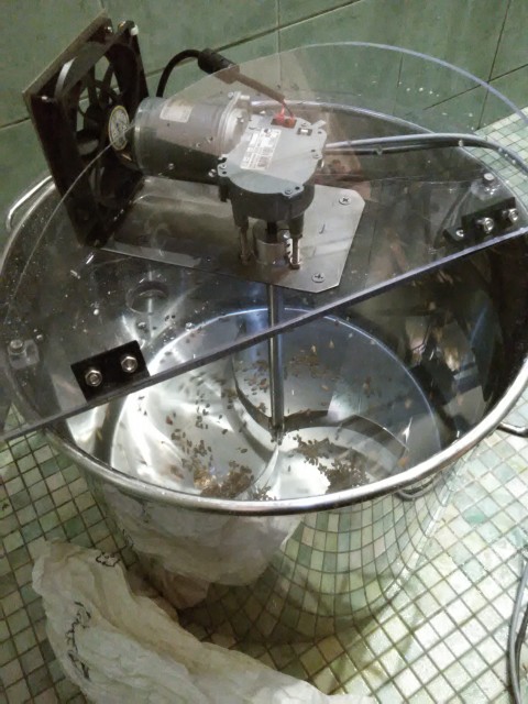 IMG_20170107_162124.jpg (2.46 MiB) 12456 mal betrachtet Rührwerk beim Strömungstest