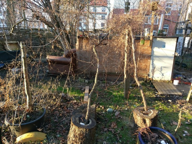 konstruktion1.jpg (1.32 MiB) 4983 mal betrachtet Improvisierte Rankhilfen