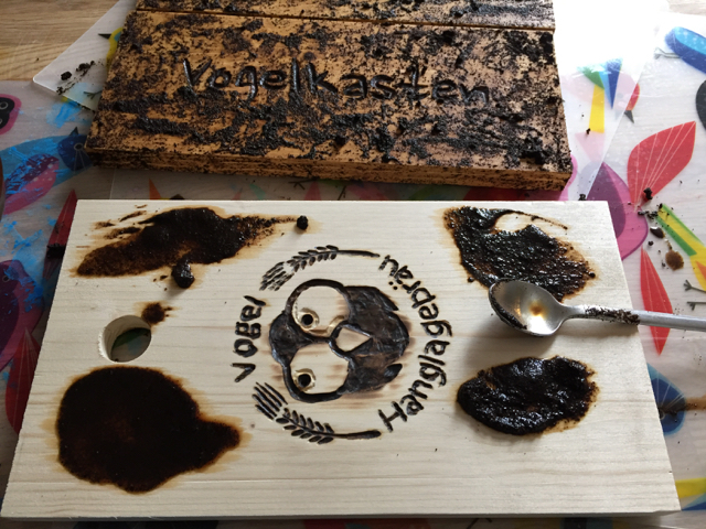 &quot;Hand Crafted&quot; Espresso-Beize
