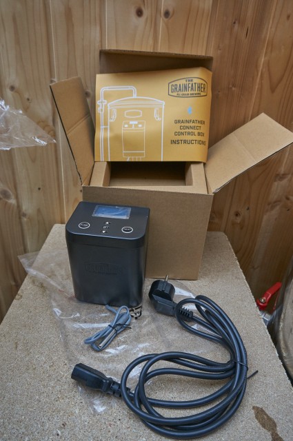 Die Connector Box (Steuererung) war auch gut verpackt.