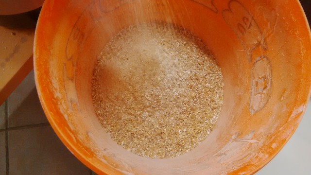 02 Schrotbild.jpg (1.04 MiB) 3775 mal betrachtet Eigentlich nicht schlecht, aber zu hoher Mehlanteil