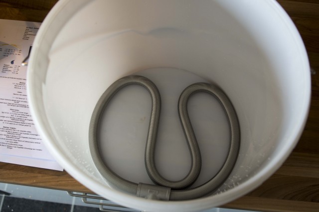 _DSC2384.jpg (640.28 KiB) 3101 mal betrachtet Müsste für den Eimer eigentlich etwas gekürzt werden