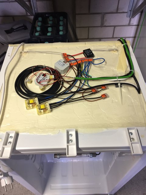 Regler: mdt SCN-RT2UP.01 mit Fühler PT1000<br />Aktor: mdt AKK-03UP.03
