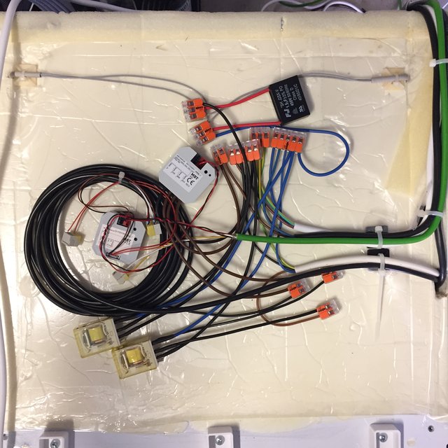 Regler: mdt SCN-RT2UP.01 mit Fühler PT1000<br />Aktor: mdt AKK-03UP.03