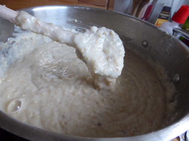 Haferflocken am Kochen