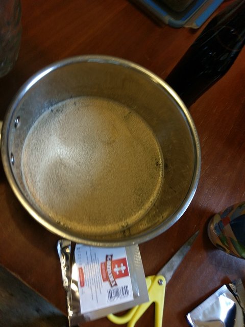 IMAG2201.jpg (196.03 KiB) 4595 mal betrachtet Endlich wieder Wasser für die trockene Hefe