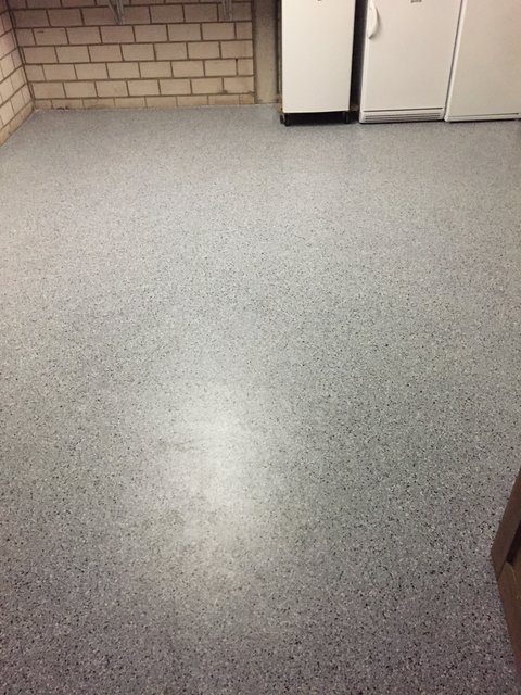 IMG_4045.JPG (1.94 MiB) 28028 mal betrachtet Brauraum -Industrieboden-