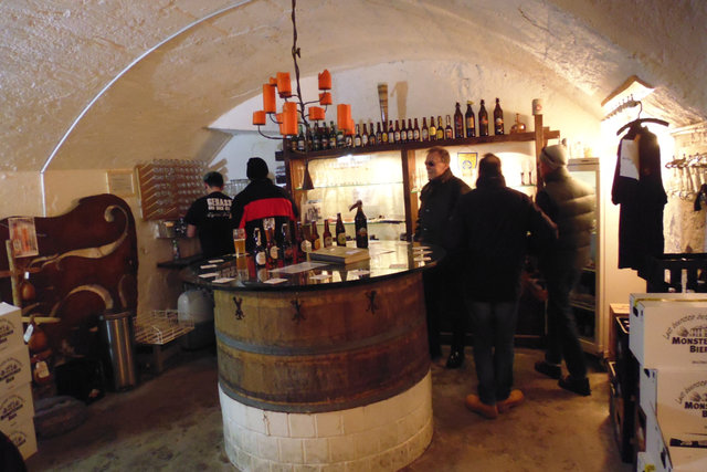 DavosMonstein_BrauereiKeller.jpg (476.31 KiB) 2109 mal betrachtet Gambrinuskeller