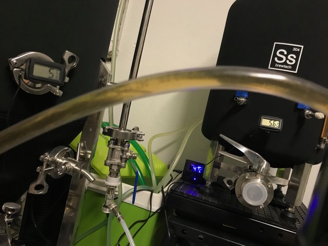 IMG_0943.jpg (264.46 KiB) 14517 mal betrachtet Läuft. Möglichst langsam und blasenfrei.