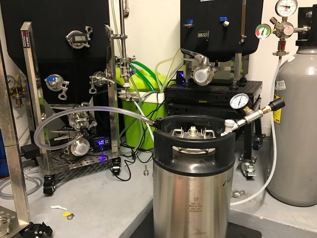 IMG_0933.jpg (291.27 KiB) 13868 mal betrachtet Der komplette Aufbau als Übersicht