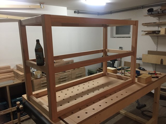 IMG_5501.jpg (1.33 MiB) 10388 mal betrachtet Ein Modul des Rahmen (Selbstgebrautes war gerade aus)