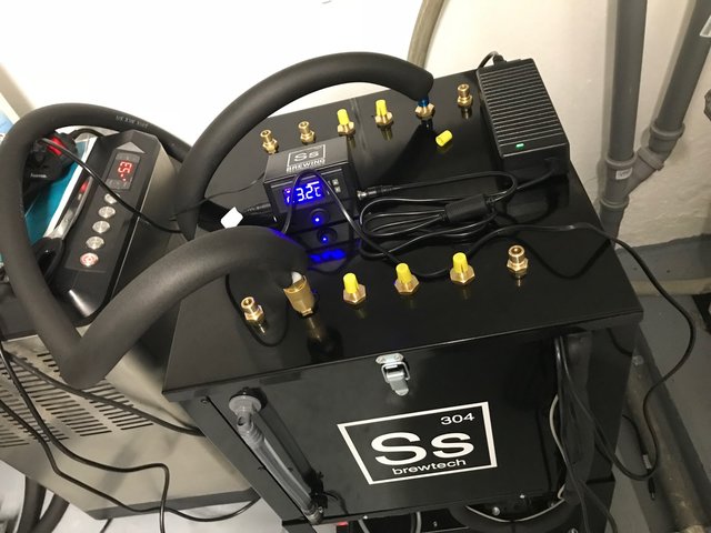 IMG_1148.jpg (237.91 KiB) 13723 mal betrachtet Deckel