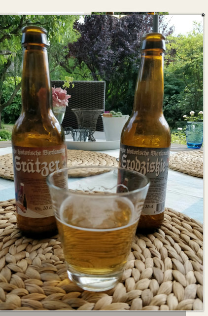 Screenshot_2018-07-31 Jürgen is drinking a Vereinigte Historische Bierfanatiker Grodziskie by Jopen.jpg