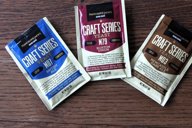 hefetest_hefen.jpg (1.81 MiB) 34328 mal betrachtet Die Hefen im Test