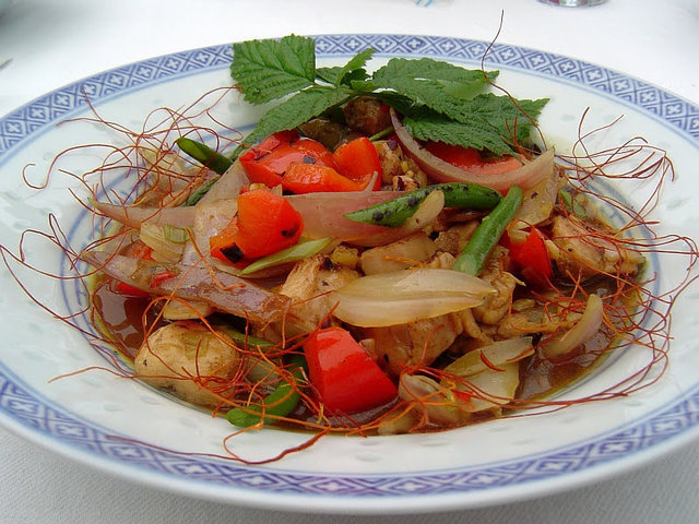 Huhn mit würzigen Bohnen & Soße.jpg