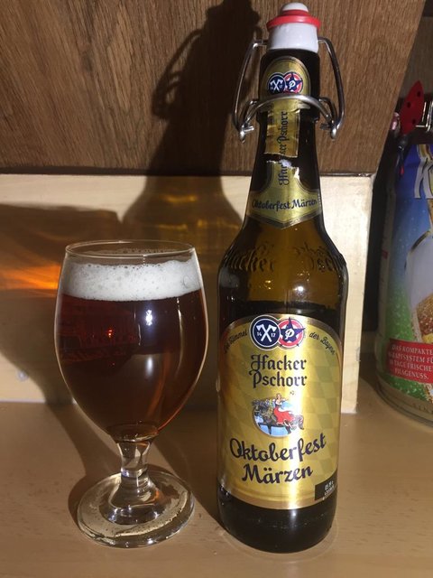 Hacker.jpg (89.49 KiB) 7041 mal betrachtet Hacker - Pschorr