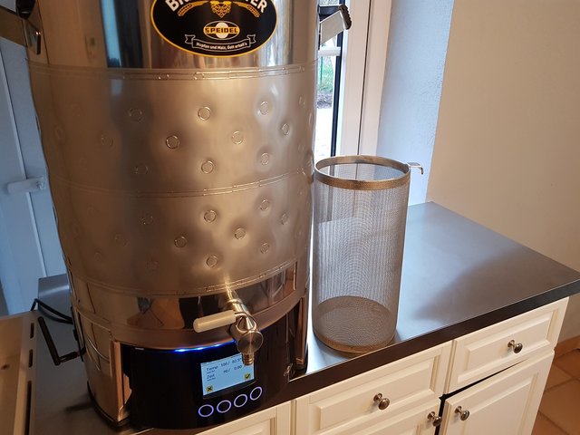 15-GF-Filter.jpg (306.96 KiB) 6431 mal betrachtet Nachgusserhitzer und Hopfenfilter von der Konkurrenz