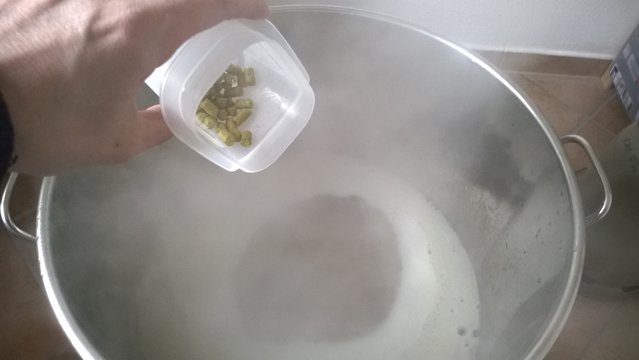 Hopfengabe