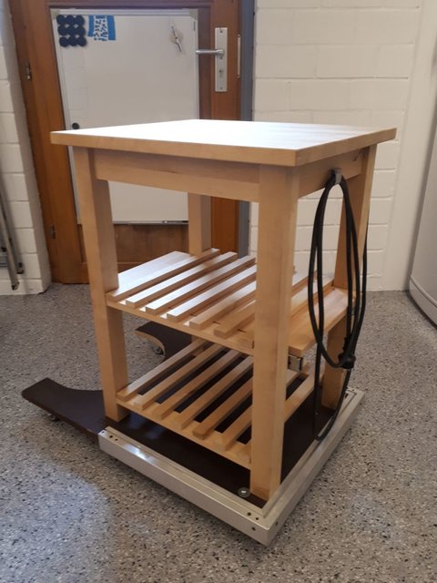 Brautisch 01.jpg (131.81 KiB) 24341 mal betrachtet Brautisch für Grainfather mit Ikea Bekväm als Basis